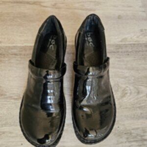 Born Women's Black Patent Leather Slip On Clogs size 10